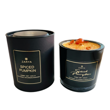 Laden Sie das Bild in den Galerie-Viewer, Wellnesskerze "Spiced Pumpkin" inkl. MwSt. zzgl. Versand