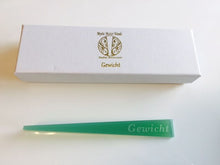 Laden Sie das Bild in den Galerie-Viewer, Mystic Master Wands "Gewicht" (matt grün) inkl. MwSt zzgl. Versand