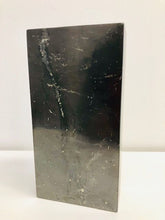 Laden Sie das Bild in den Galerie-Viewer, Schungit Energie Station inkl. MwSt zzgl. Versand