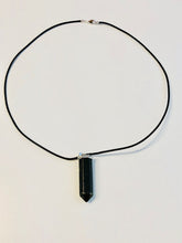 Laden Sie das Bild in den Galerie-Viewer, Schungit Kristallspitze Kette inkl. MwSt zzgl. Versand