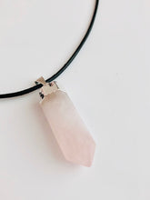 Laden Sie das Bild in den Galerie-Viewer, Rosenquarz Kette inkl. MwSt zzgl. Versand