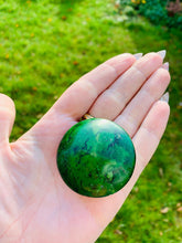 Laden Sie das Bild in den Galerie-Viewer, Handschmeichler "Blume des Lebens", grün inkl. MwSt zzgl. Versand