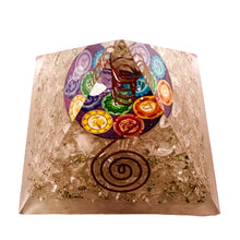 Laden Sie das Bild in den Galerie-Viewer, Orgonit Pyramide "Clear Spirit" inkl. MwSt zzgl. Versand