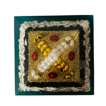 Laden Sie das Bild in den Galerie-Viewer, Orgonit Pyramide "Explosive Temper" inkl. MwSt zzgl. Versand