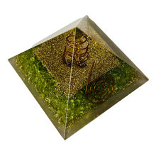 Laden Sie das Bild in den Galerie-Viewer, Orgonit Pyramide "Humanity" inkl. MwSt zzgl. Versand
