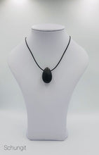 Laden Sie das Bild in den Galerie-Viewer, Schungit Tropfenanhänger mit Kette inkl. MwSt. zzgl. Versand