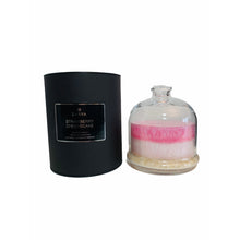 Laden Sie das Bild in den Galerie-Viewer, Edelduftkerze "Strawberry Cheesecake" inkl. MwSt. zzgl. Versand