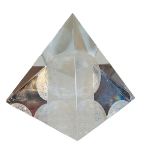 Kristallpyramide "Blume des Lebens" inkl. MwSt zzgl. Versand